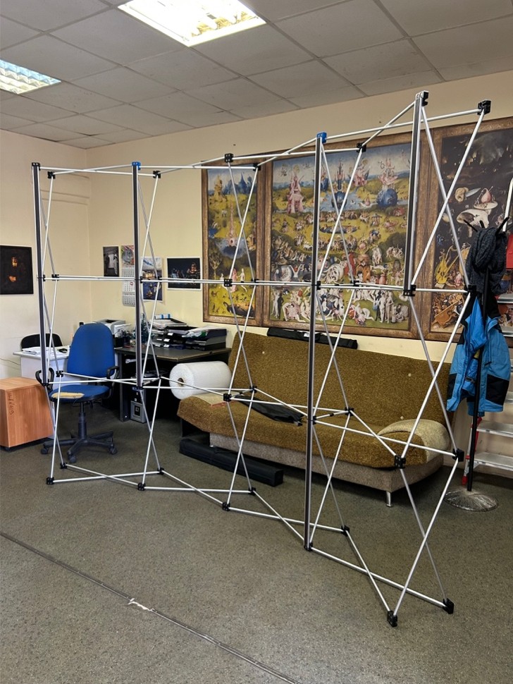 Pop-Up стенд в собранном виде